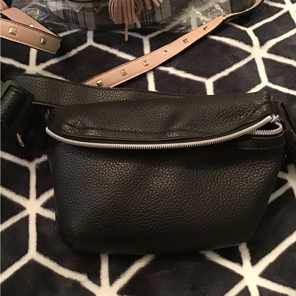 Fanny pack